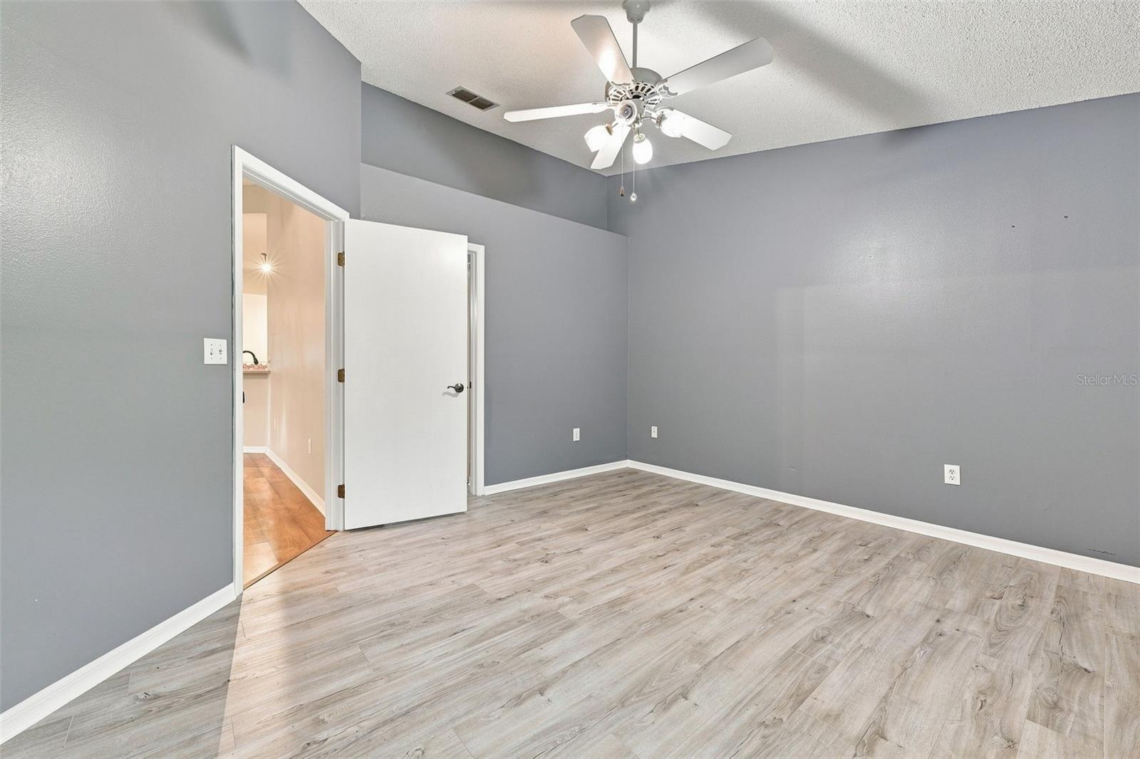 2401 NANTUCKET GLEN PL #11, SUN CITY CENTER, FL — photo 24