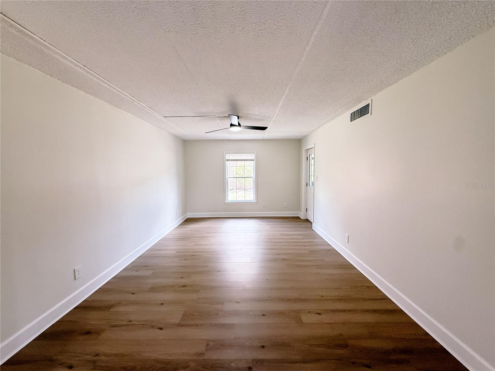 1275 85TH AVE #1275B, ST PETERSBURG, FL — photo 2