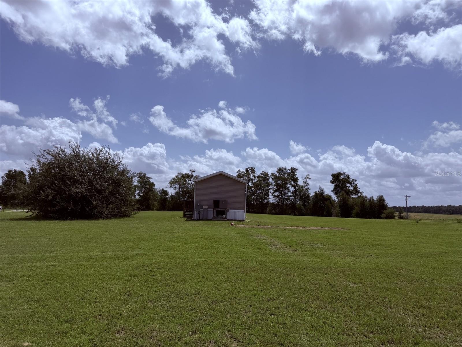 628 NE 816 AVE, OLD TOWN, FL — photo 19