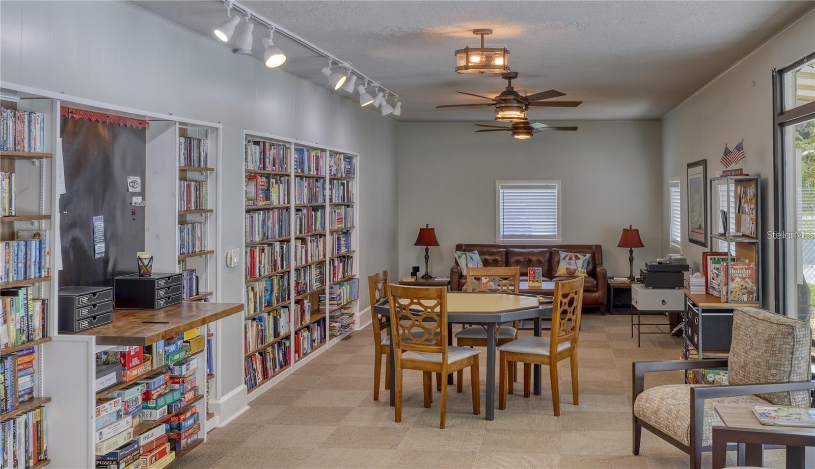 2132 PORTSIDE PSGE, PALM HARBOR, FL — photo 31