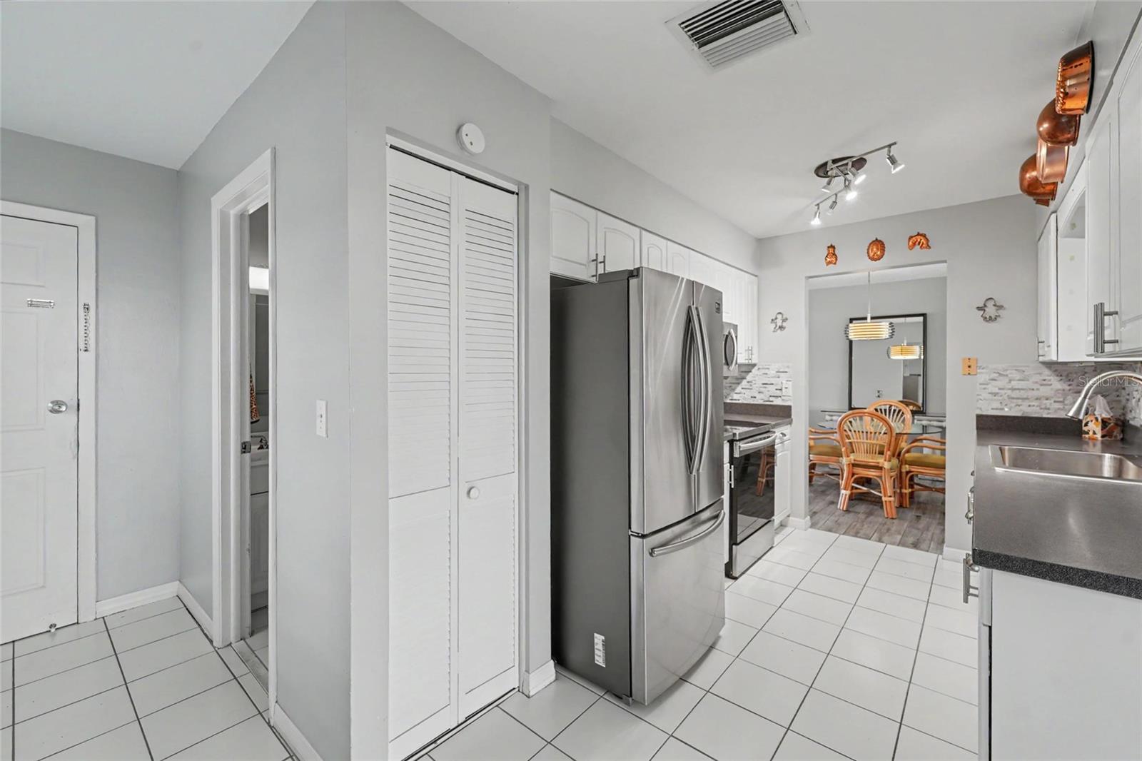 1496 QUEEN ANNE DR, PALM HARBOR, FL — photo 13