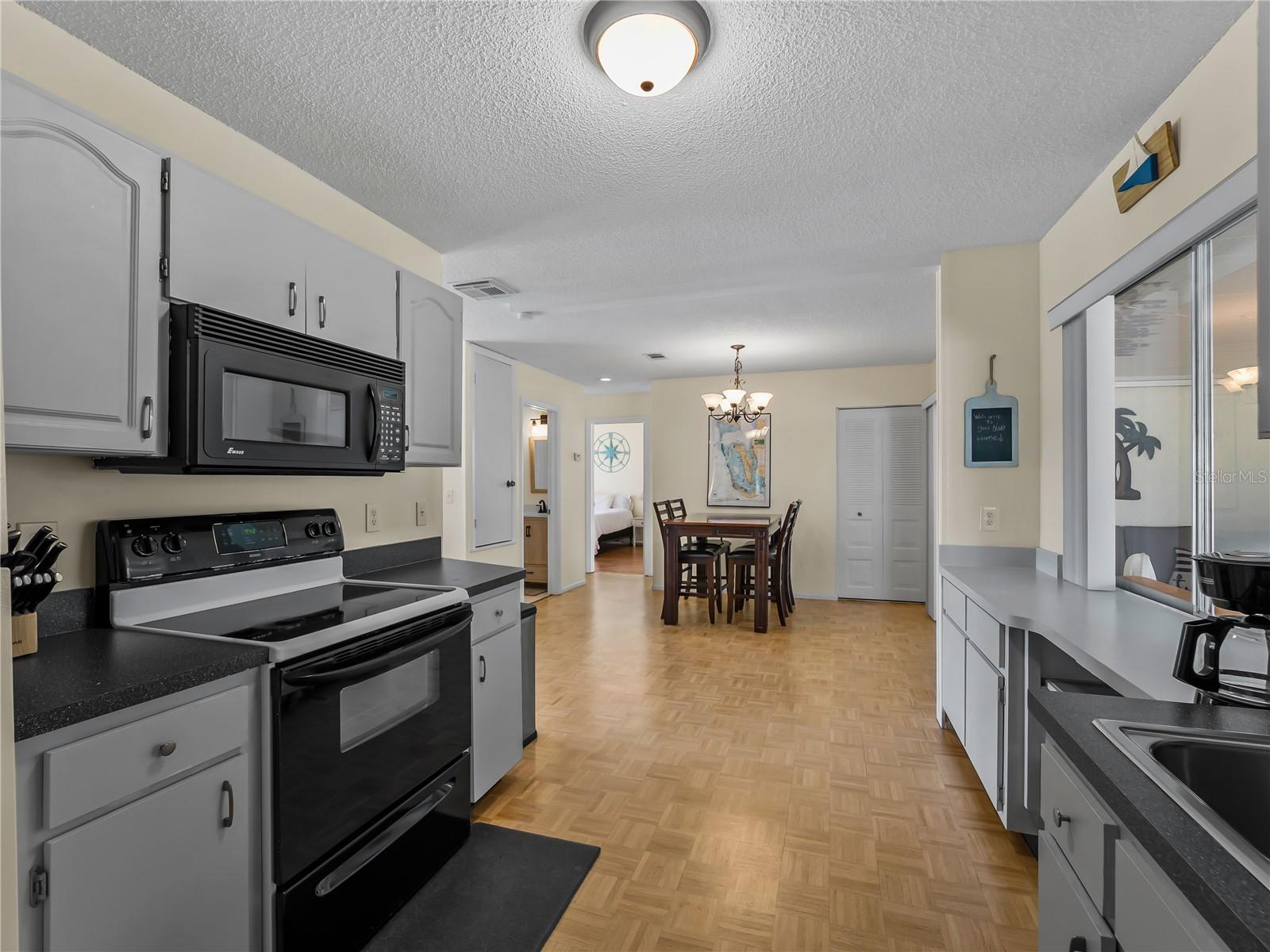 119 OLDENBURGH CT NE, PORT CHARLOTTE, FL — photo 12