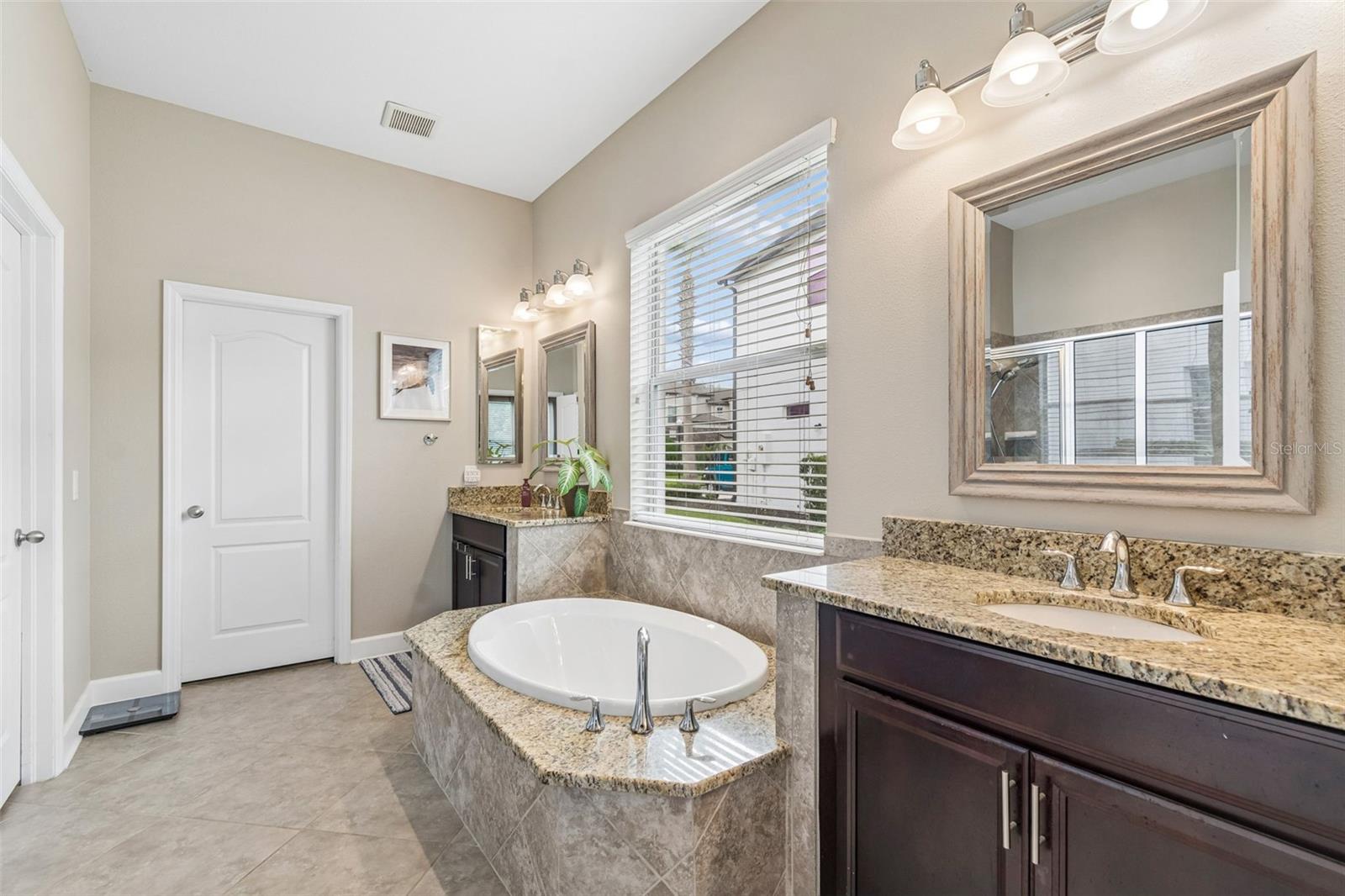 4123 WINDCREST DR, WESLEY CHAPEL, FL — photo 27
