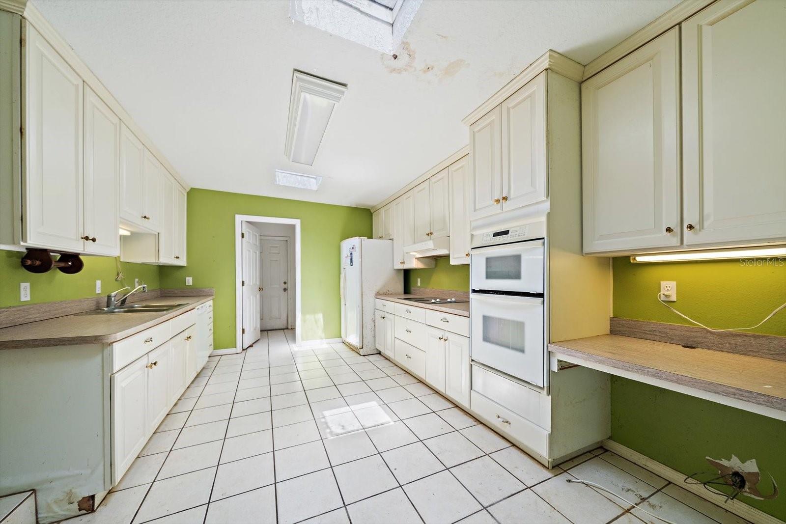 6709 PROCTOR RD, SARASOTA, FL — photo 28