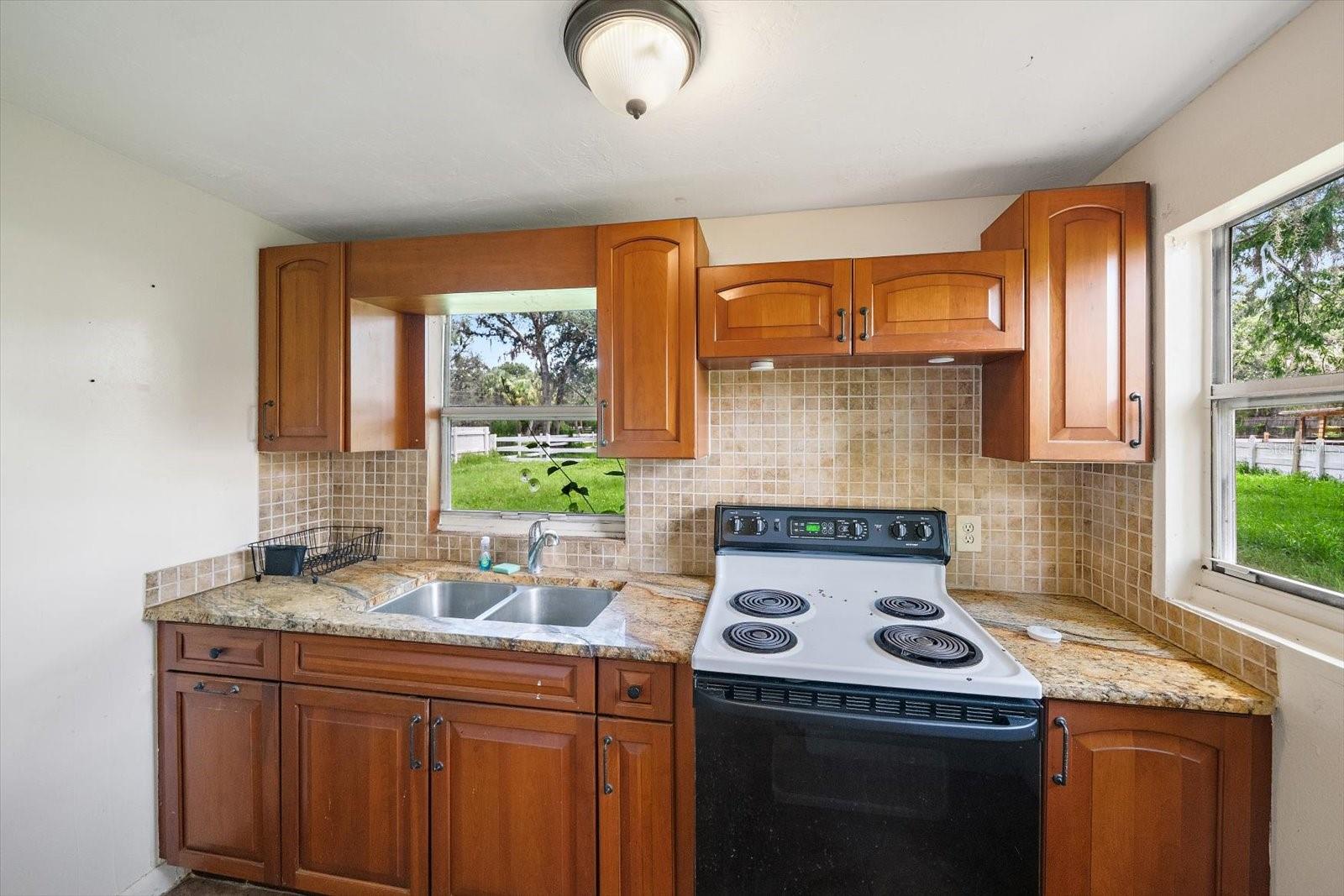 6709 PROCTOR RD, SARASOTA, FL — photo 38