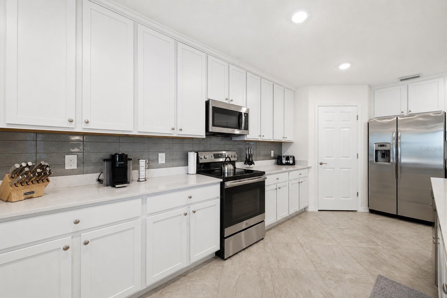 10792 TARFLOWER DR #102, VENICE, FL — photo 7