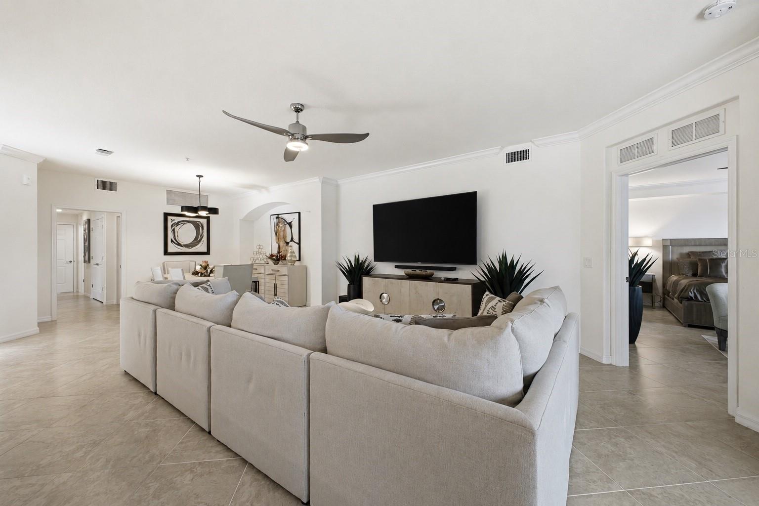 10792 TARFLOWER DR #102, VENICE, FL — photo 13