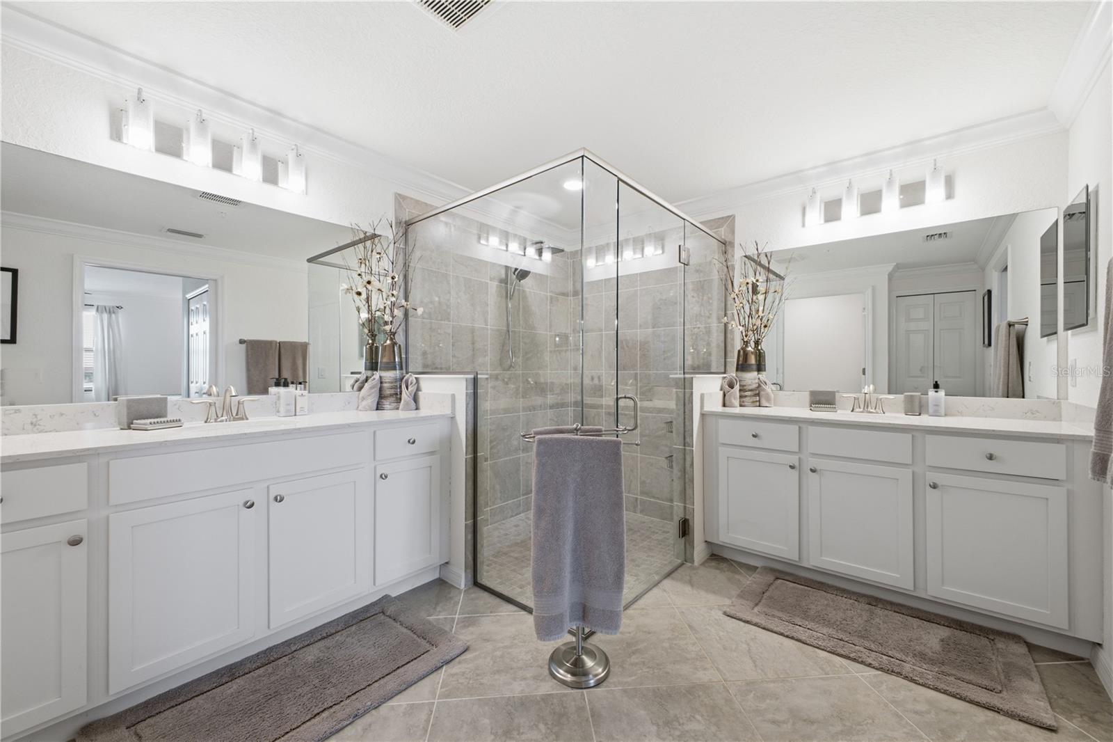 10792 TARFLOWER DR #102, VENICE, FL — photo 19