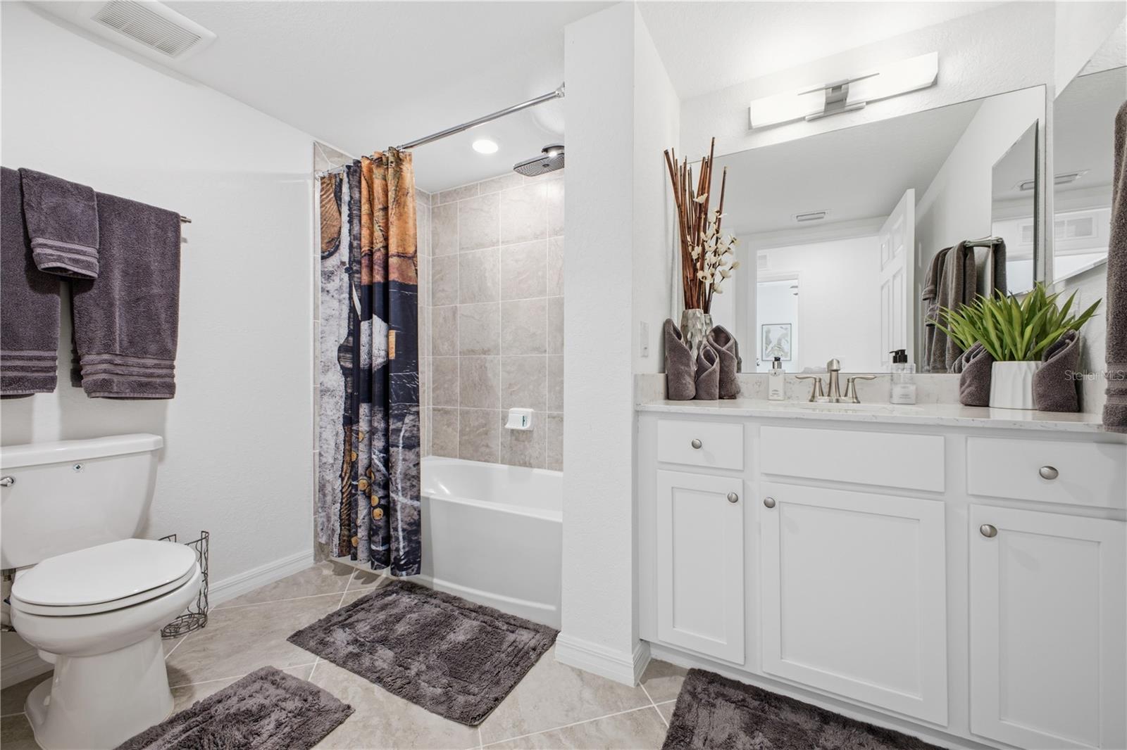 10792 TARFLOWER DR #102, VENICE, FL — photo 23