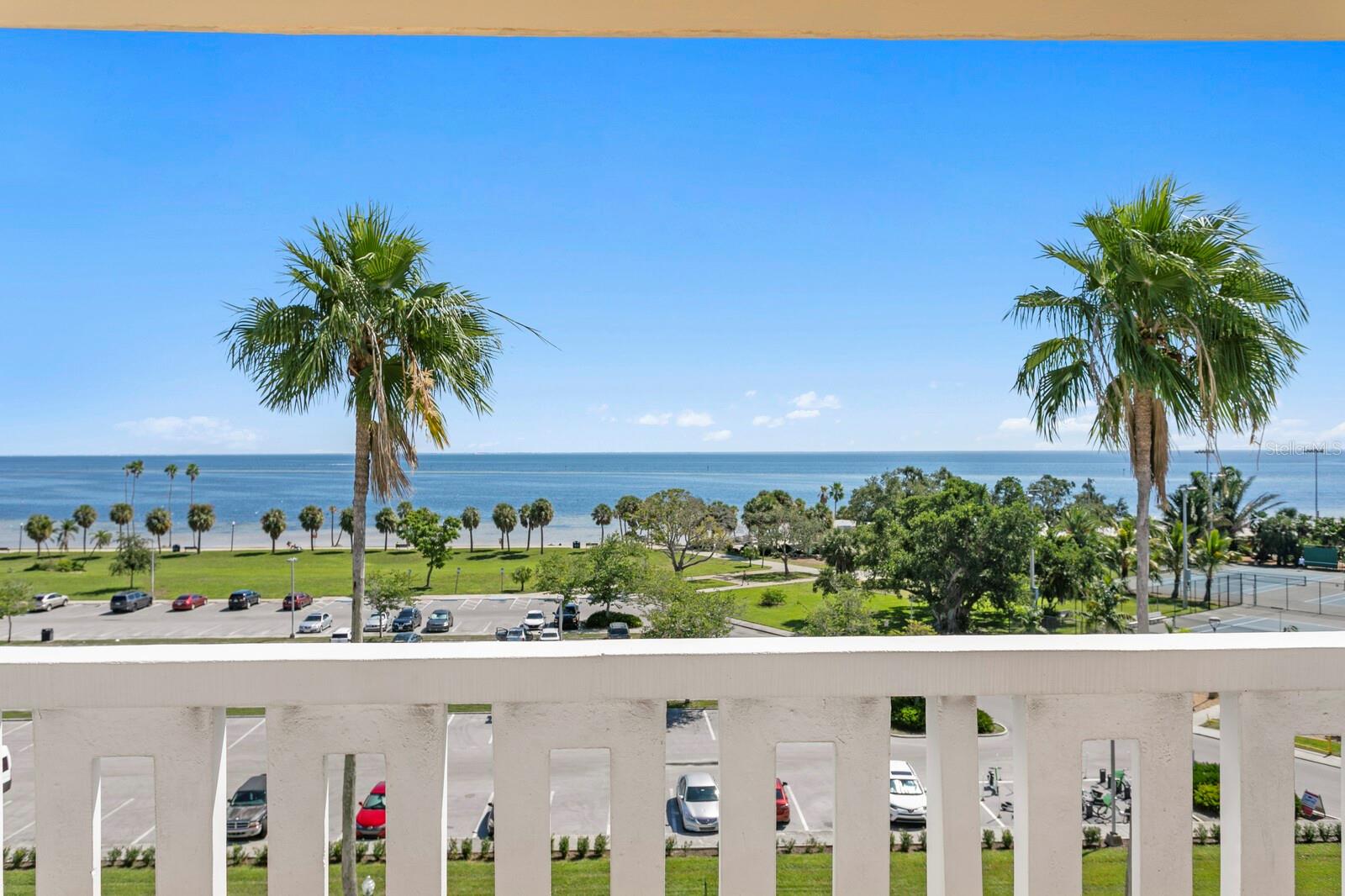 1200 N SHORE DR NE #313, ST PETERSBURG, FL