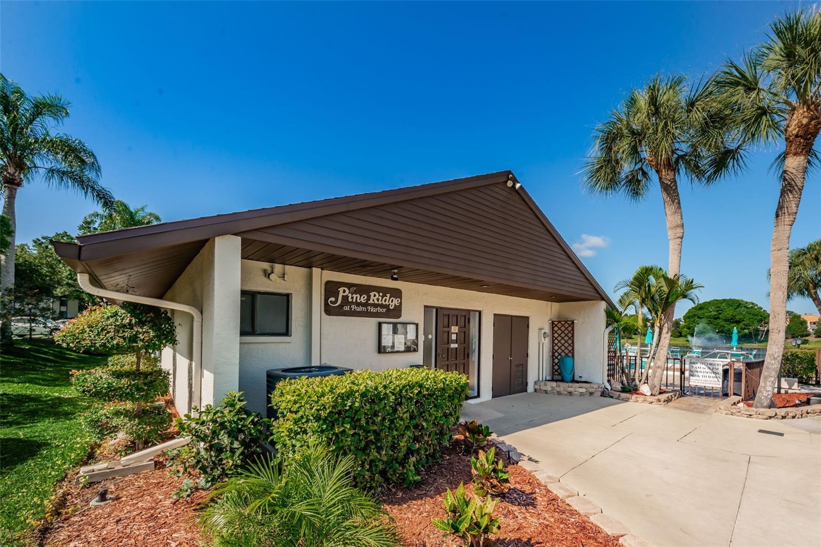 2575 PINE RIDGE WAY S #E1, PALM HARBOR, FL — photo 18