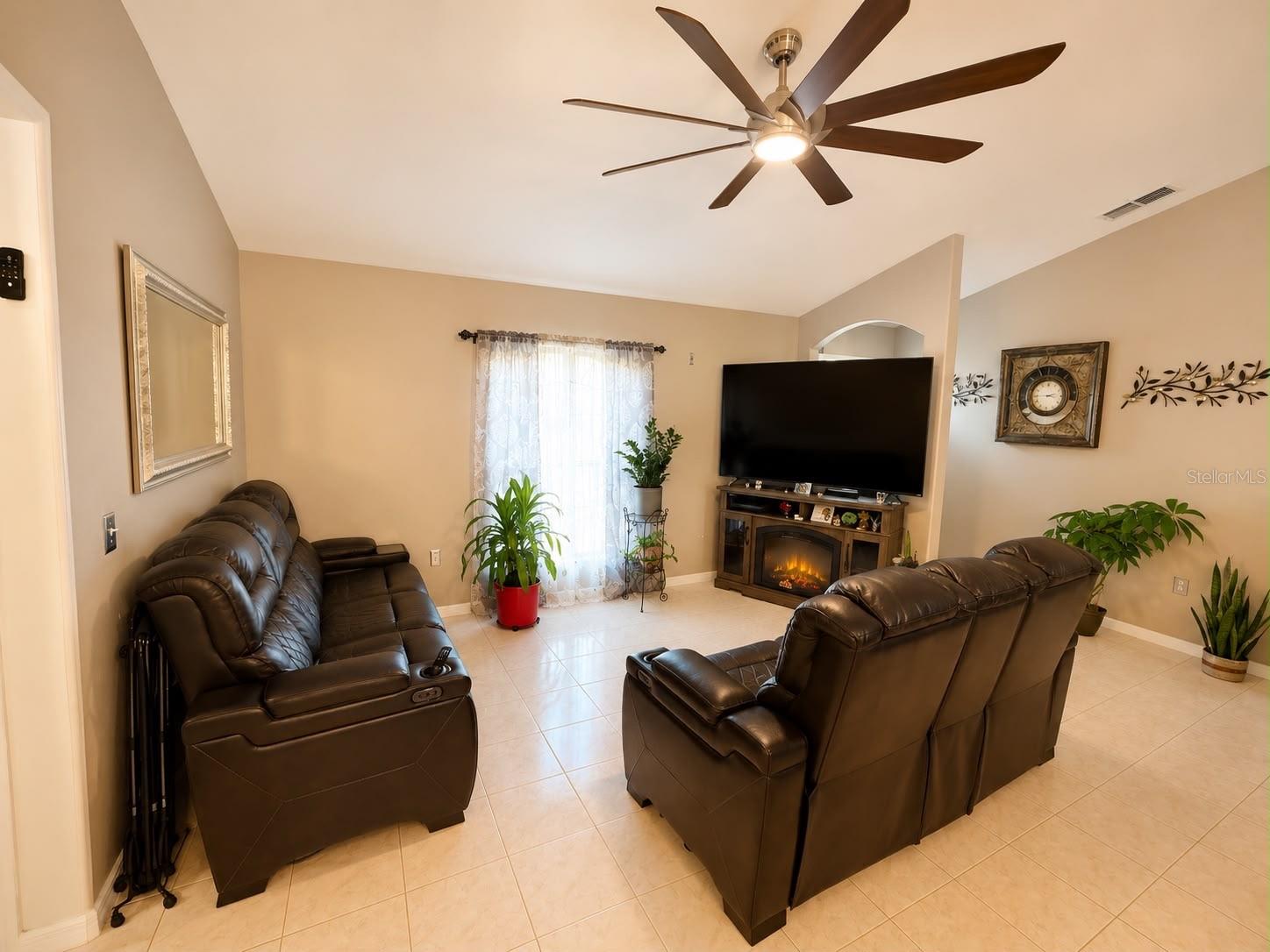 2333 AINSWORTH AVE, DELTONA, FL — photo 9