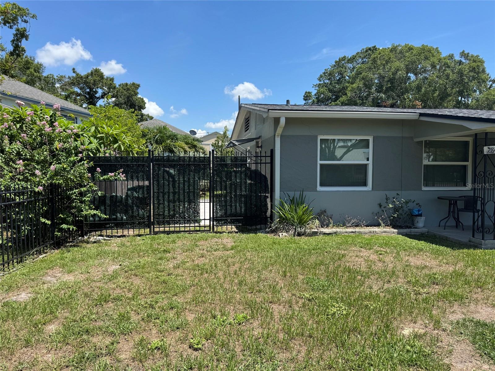 2845 9TH AVE N, ST PETERSBURG, FL — photo 2