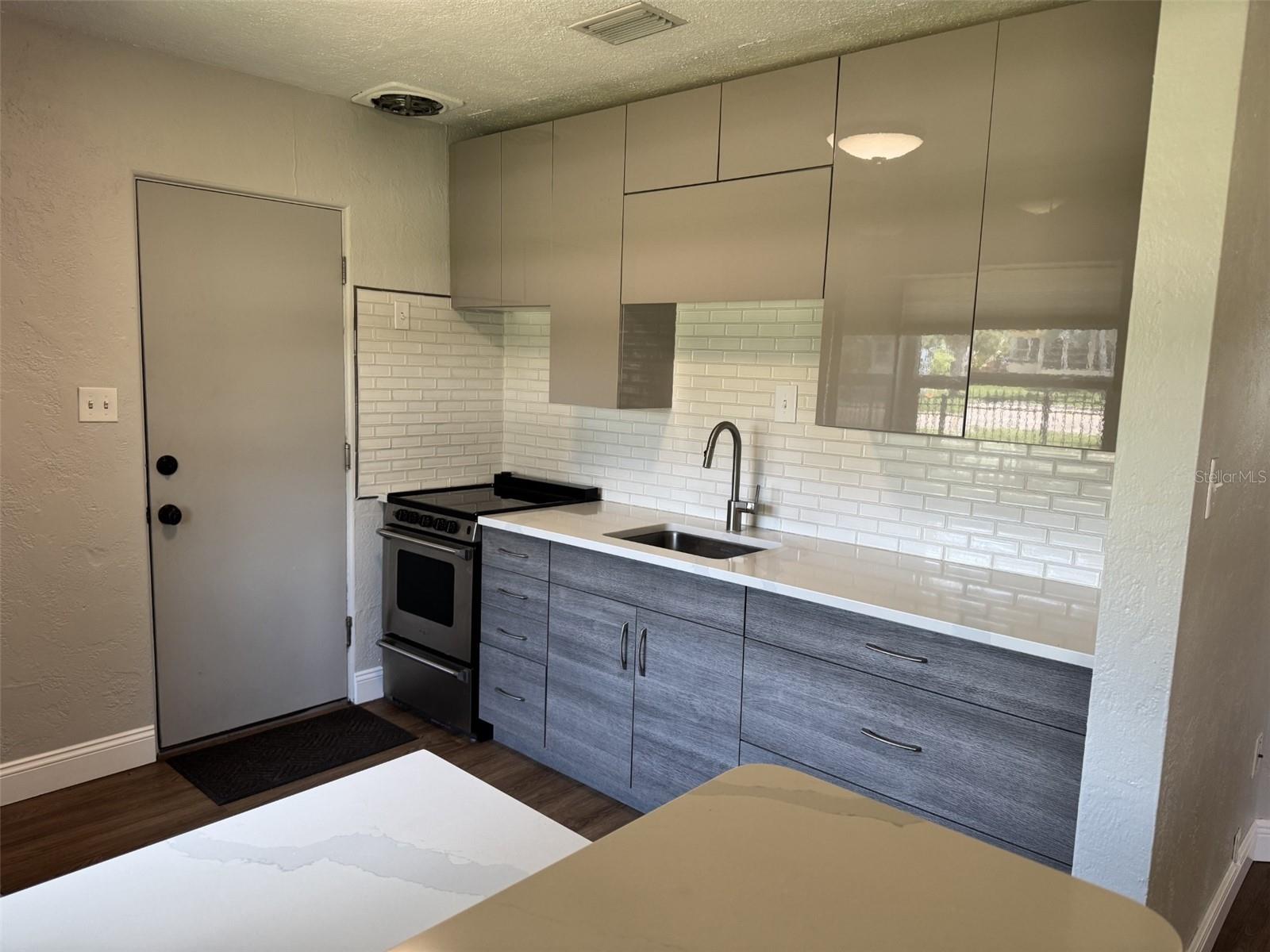 2845 9TH AVE N, ST PETERSBURG, FL — photo 8