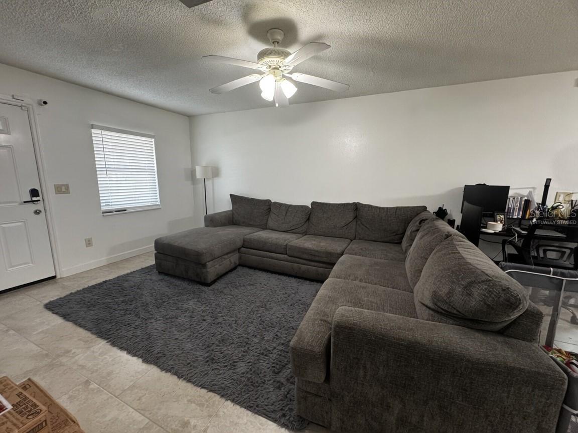 31 DEACON JONES BLVD #A & B, ORLANDO, FL — photo 2