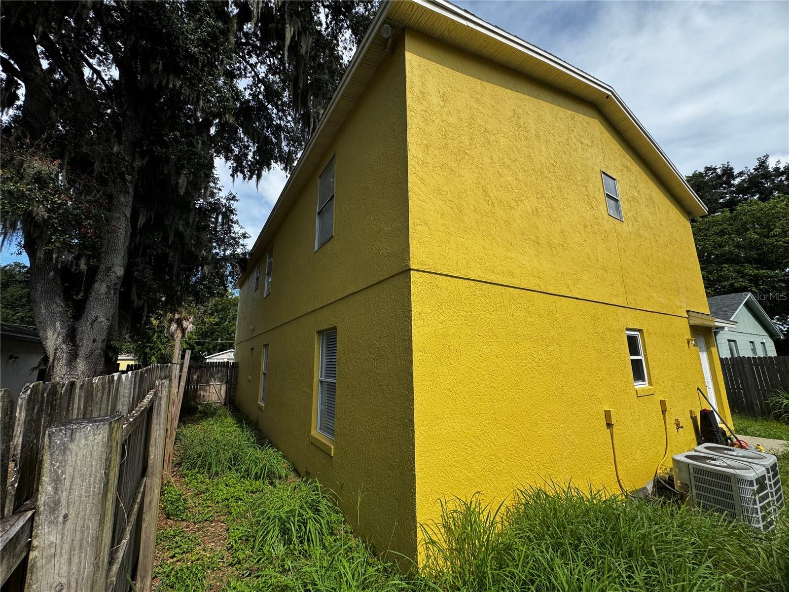 31 DEACON JONES BLVD #A & B, ORLANDO, FL — photo 15