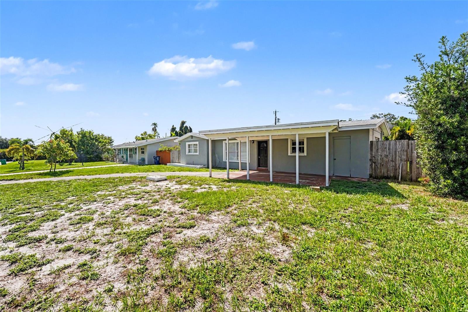 11428 75TH AVE, SEMINOLE, FL — photo 2