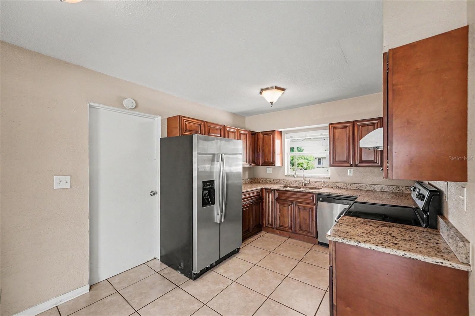 11428 75TH AVE, SEMINOLE, FL — photo 10