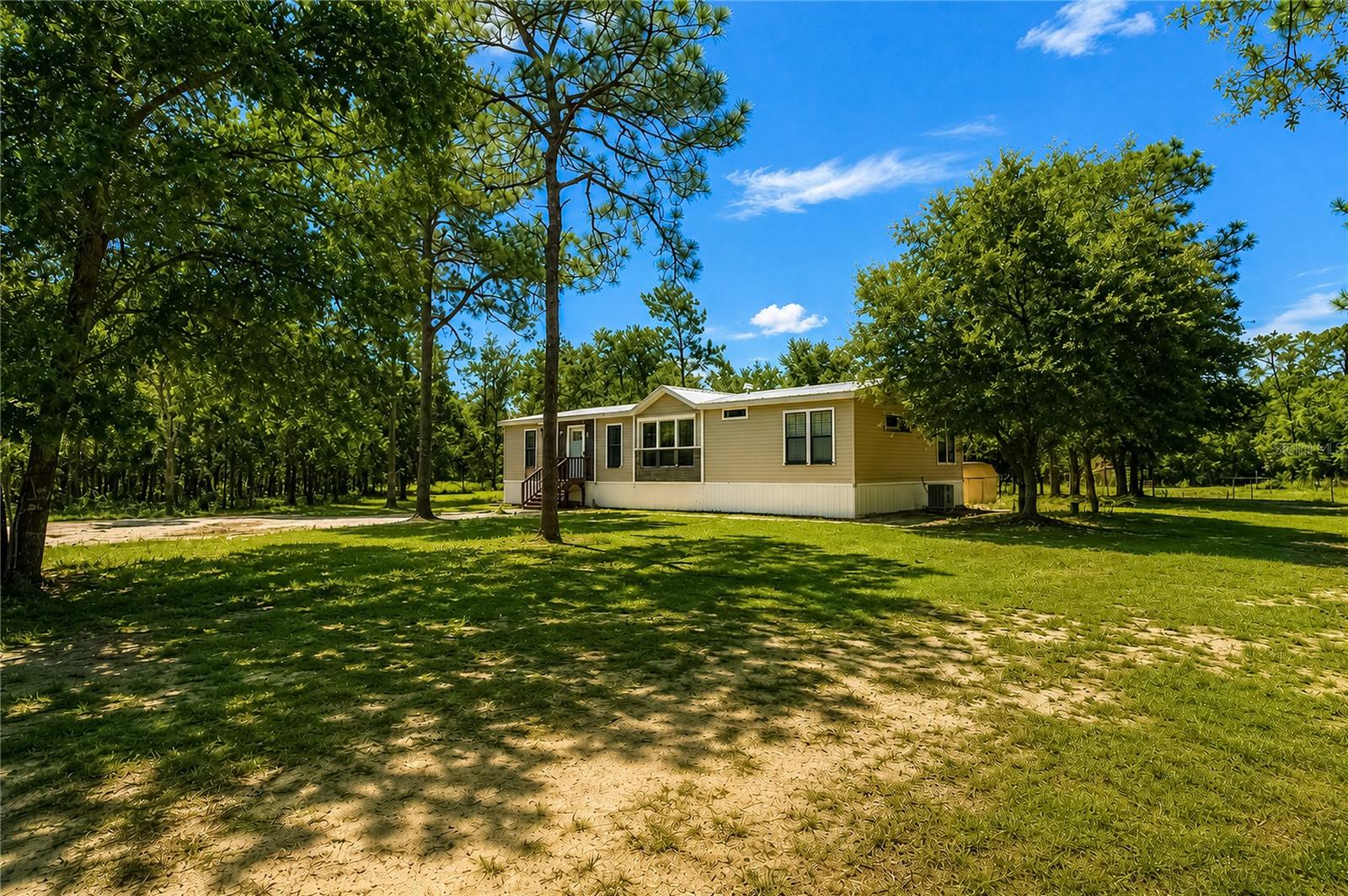 181 WINDY HILLS RD, HAWTHORNE, FL — photo 47