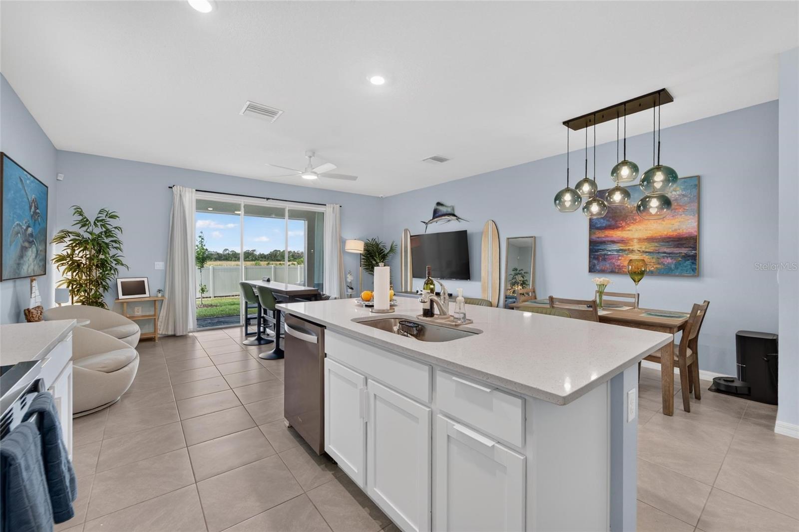 472 MANGROVE SHADE CIR, APOLLO BEACH, FL — photo 17