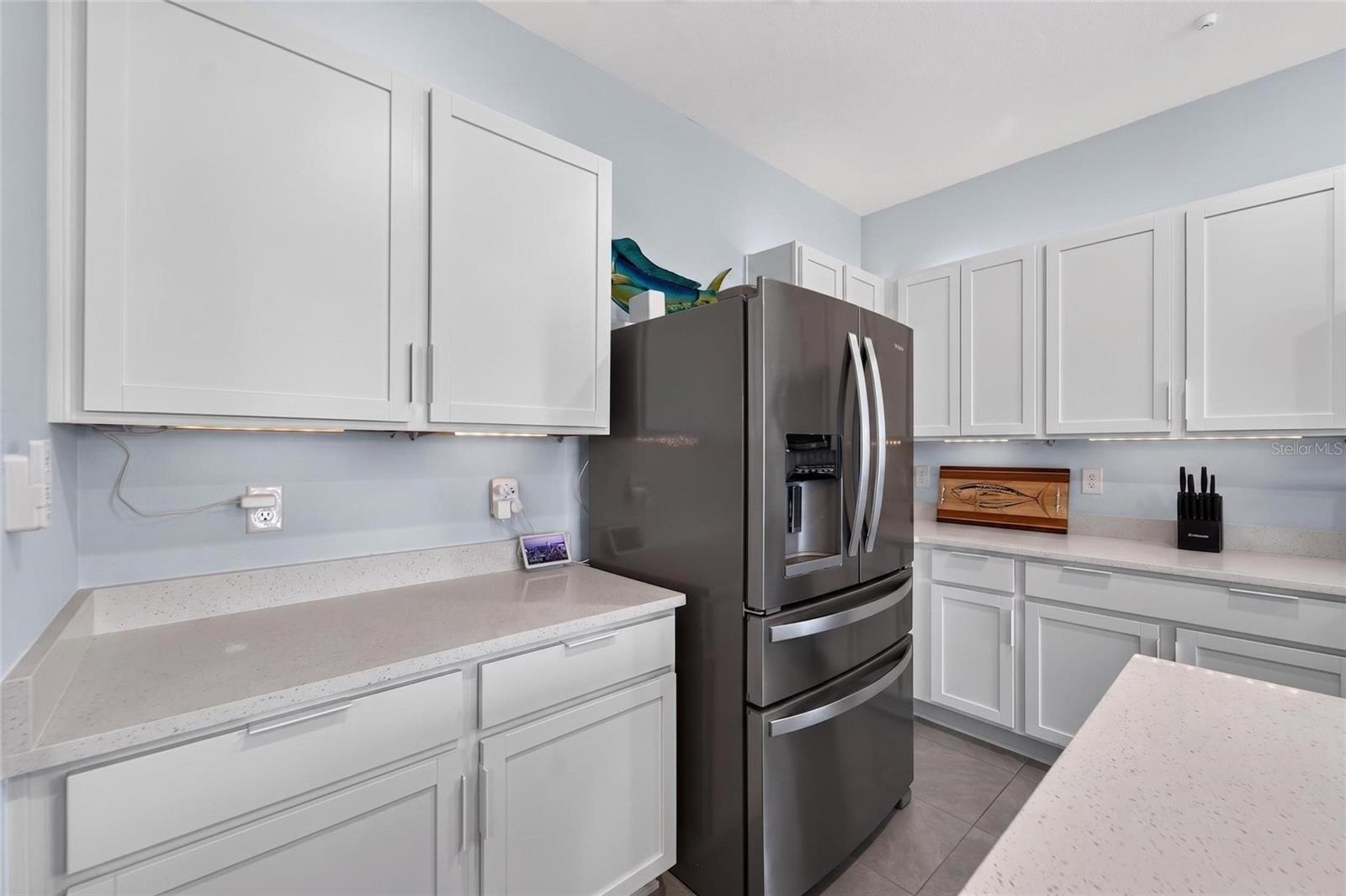 472 MANGROVE SHADE CIR, APOLLO BEACH, FL — photo 19