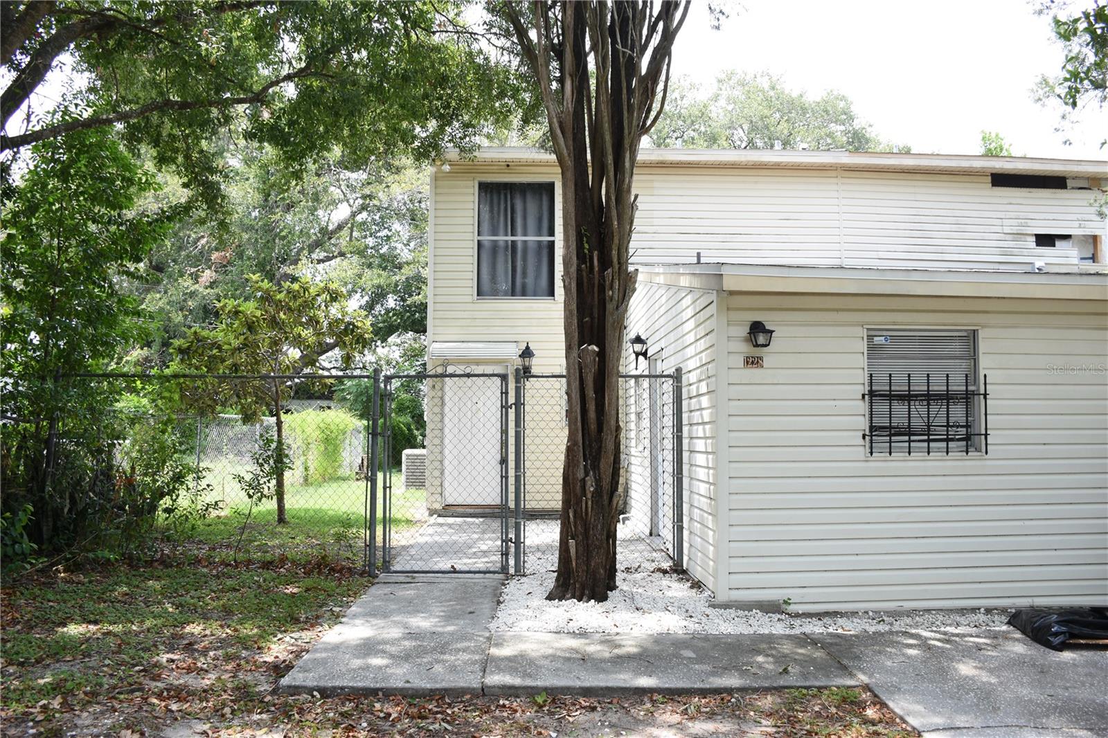 , LAKELAND, FL