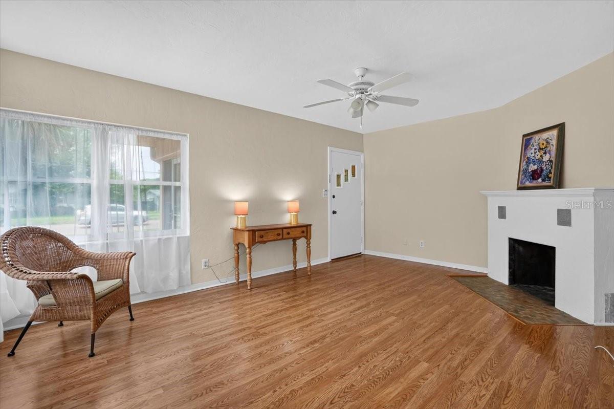 2850 9TH AVE N, ST PETERSBURG, FL — photo 8