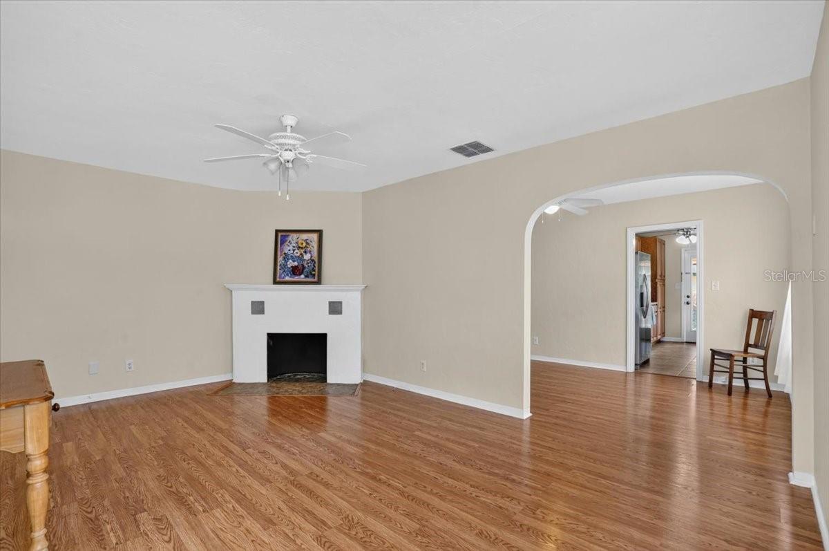 2850 9TH AVE N, ST PETERSBURG, FL — photo 9
