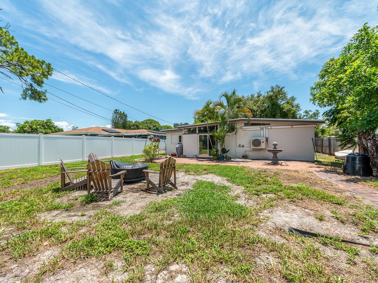851 65TH AVE S, ST PETERSBURG, FL — photo 30
