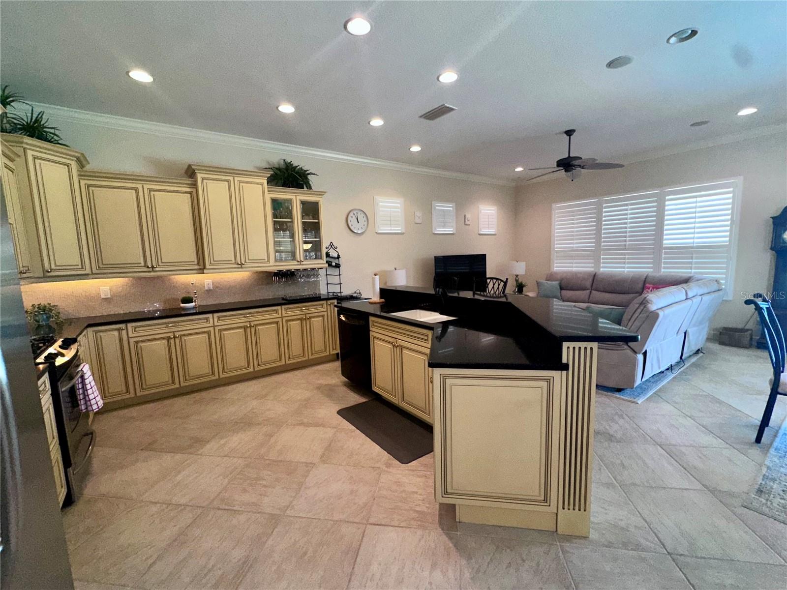 194 MONTELLUNA DR, NORTH VENICE, FL — photo 17