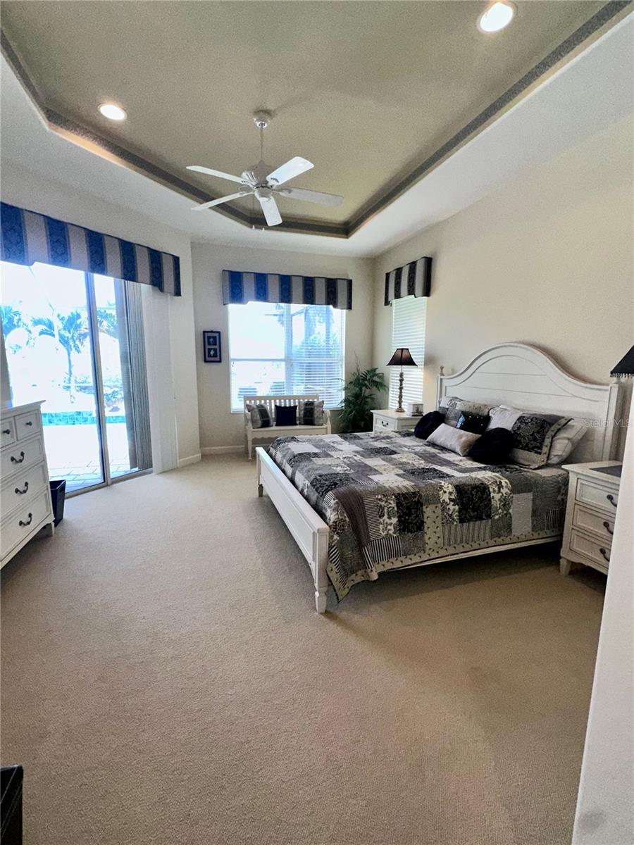 194 MONTELLUNA DR, NORTH VENICE, FL — photo 34