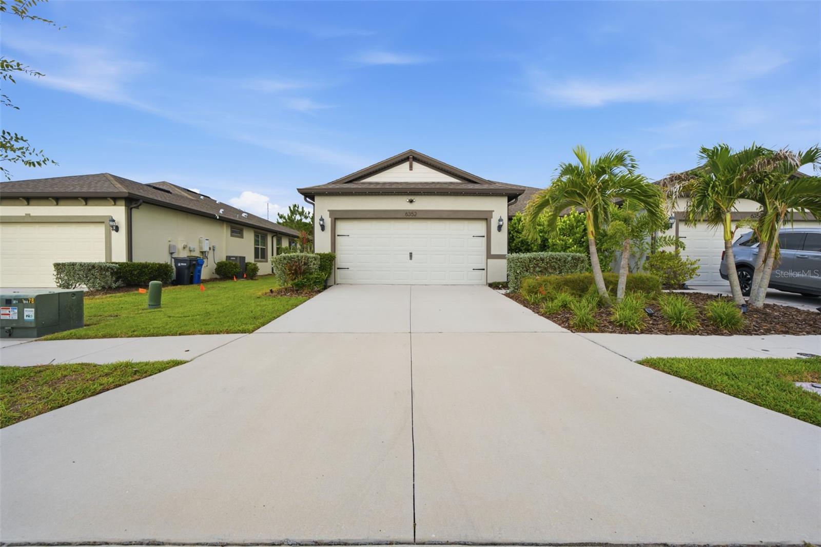 6352 MOORING LINE CIR, APOLLO BEACH, FL — photo 2