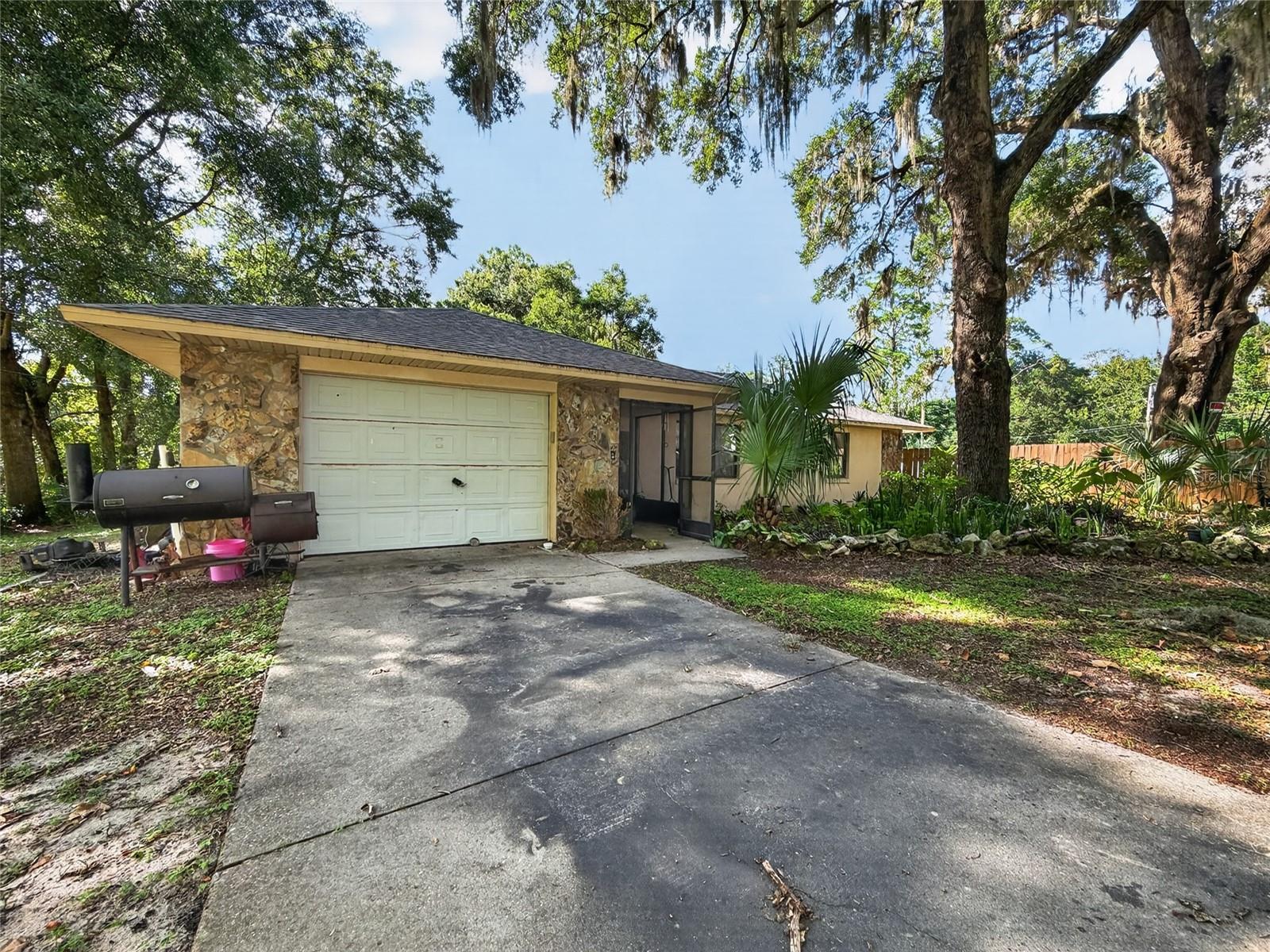 11025 SE 132ND PL, OCKLAWAHA, FL — photo 2