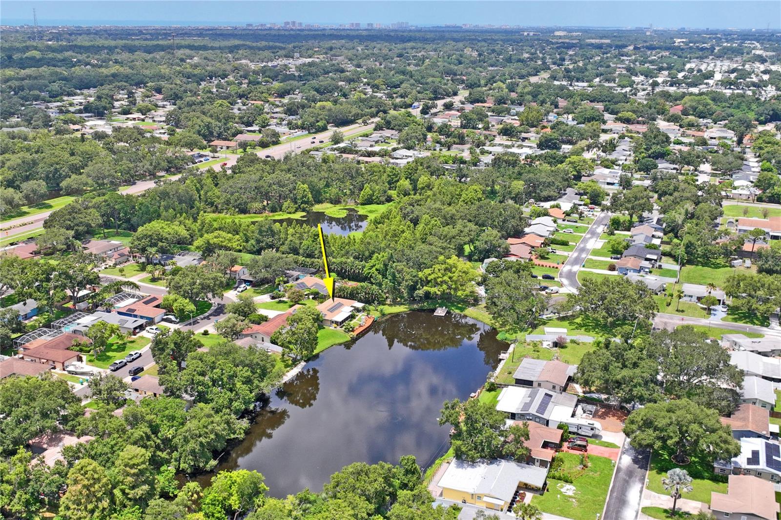 10681 SEMINOLE FOREST ST E, SEMINOLE, FL — photo 4