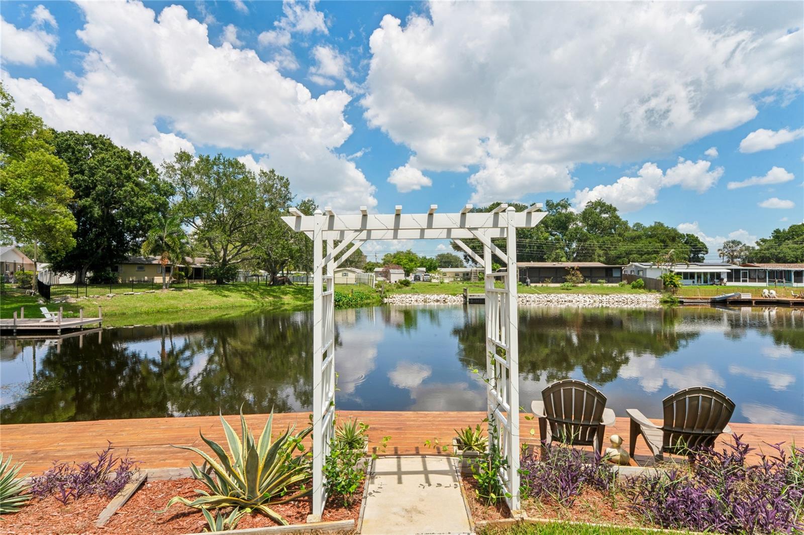 10681 SEMINOLE FOREST ST E, SEMINOLE, FL — photo 23