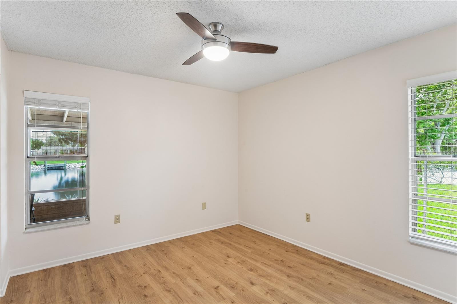 10681 SEMINOLE FOREST ST E, SEMINOLE, FL — photo 39