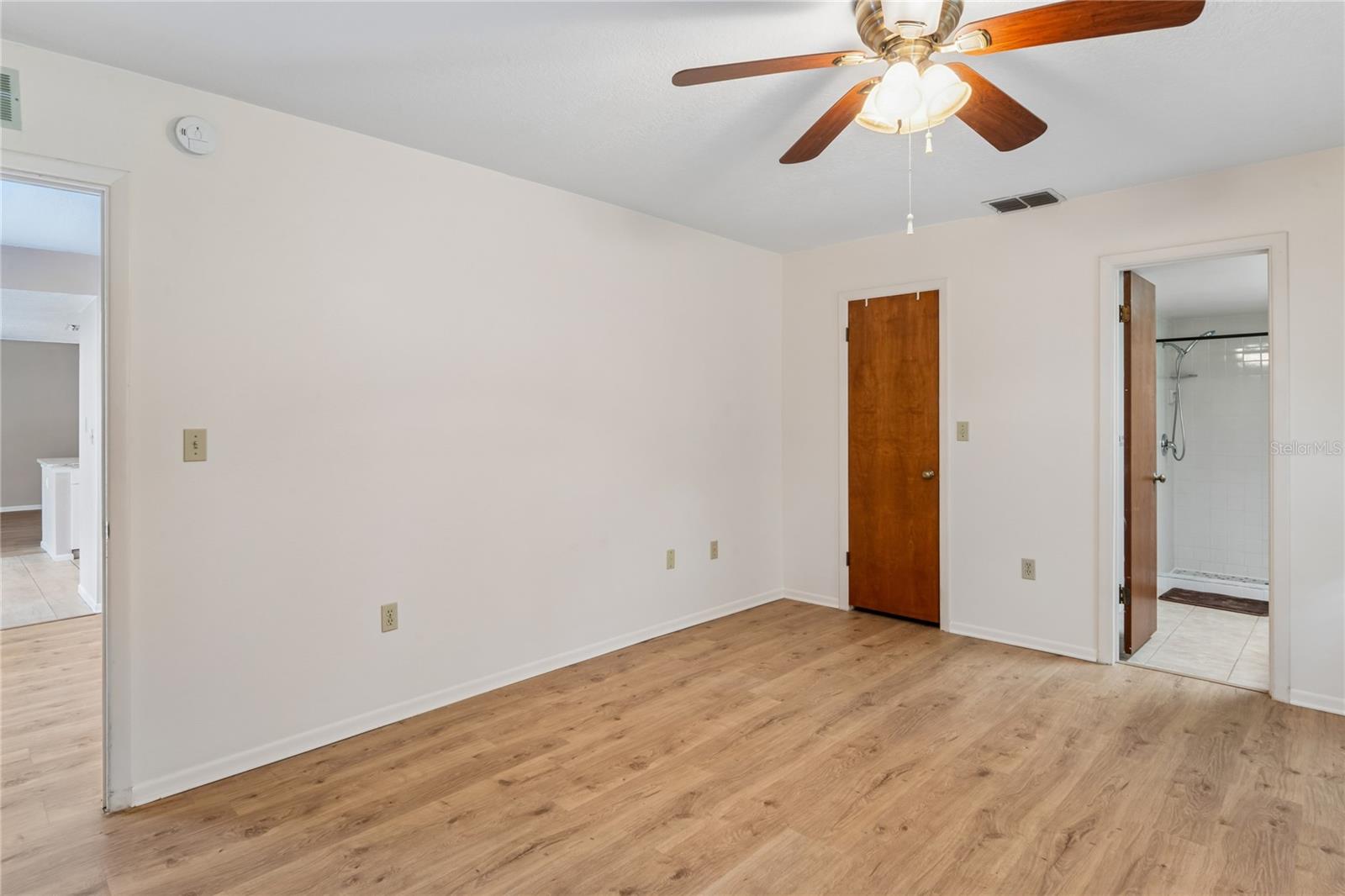 10681 SEMINOLE FOREST ST E, SEMINOLE, FL — photo 44
