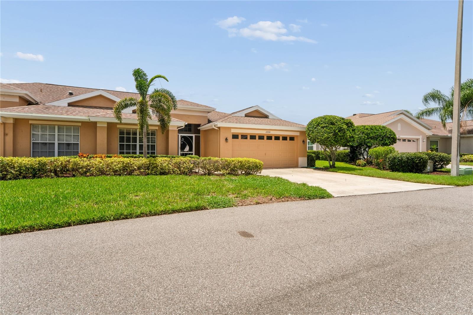 2208 WORTHINGTON GREENS DR #2208, SUN CITY CENTER, FL