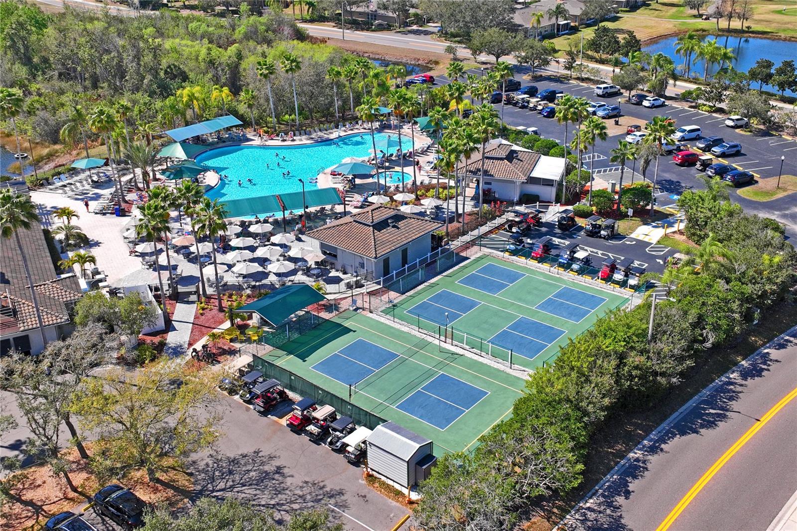 2208 WORTHINGTON GREENS DR #2208, SUN CITY CENTER, FL — photo 9