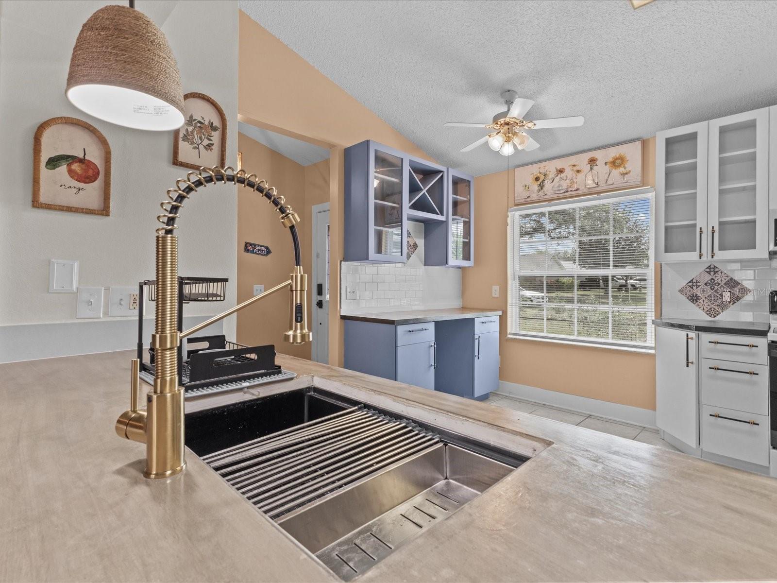 226 WINDWARD WAY, DAVENPORT, FL — photo 11