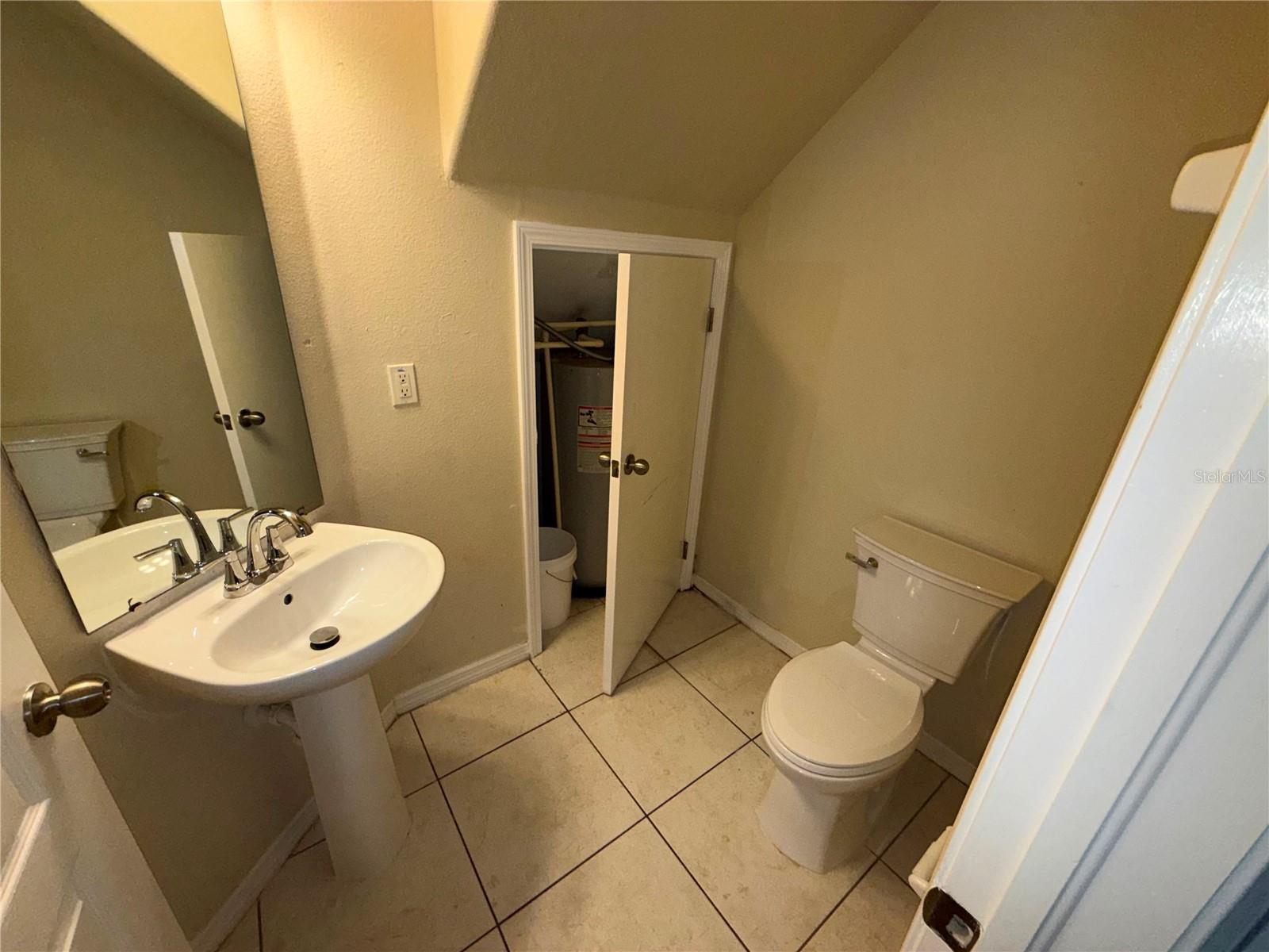 37603 DALIHA TER, ZEPHYRHILLS, FL — photo 18