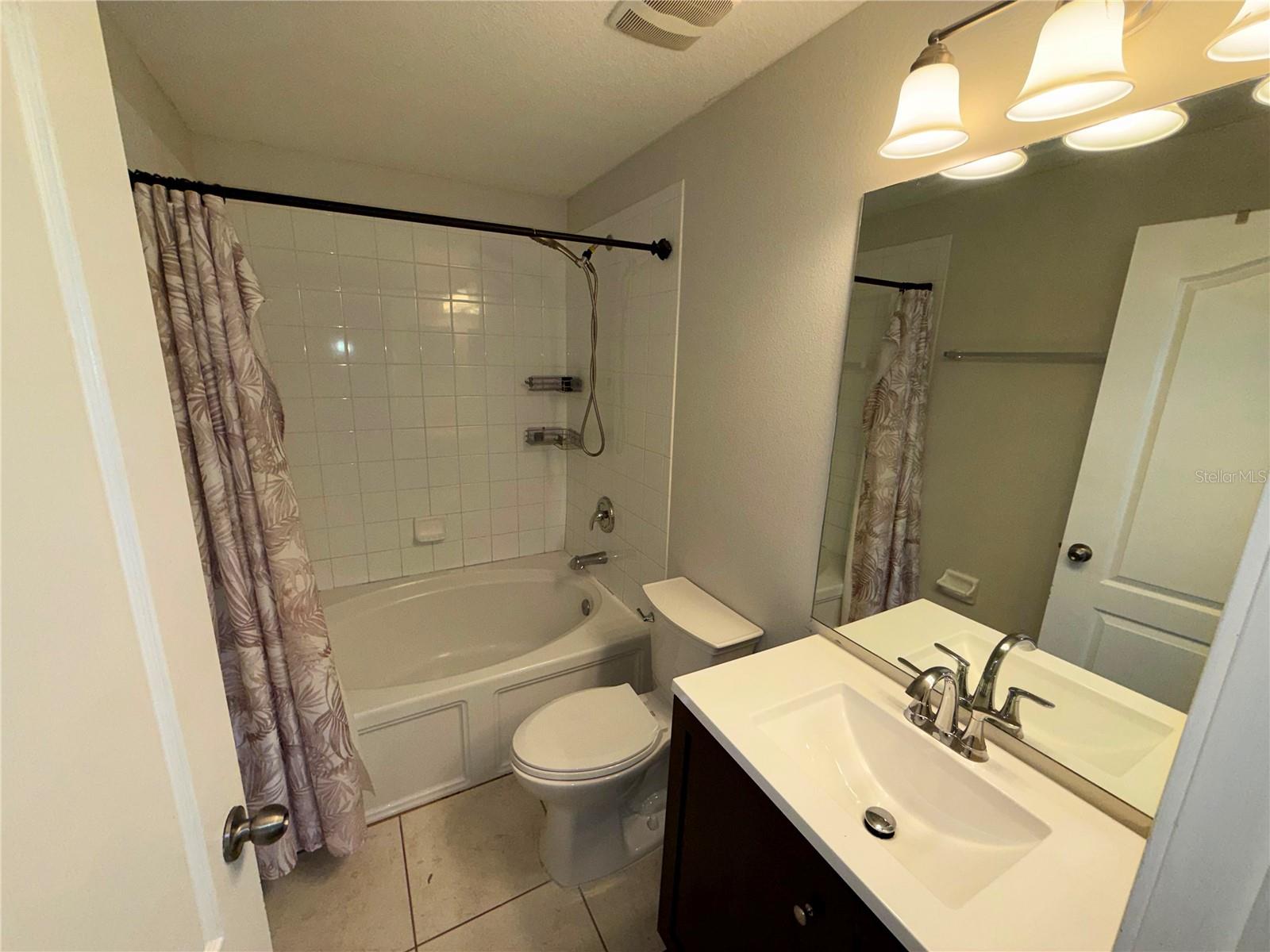 37603 DALIHA TER, ZEPHYRHILLS, FL — photo 20