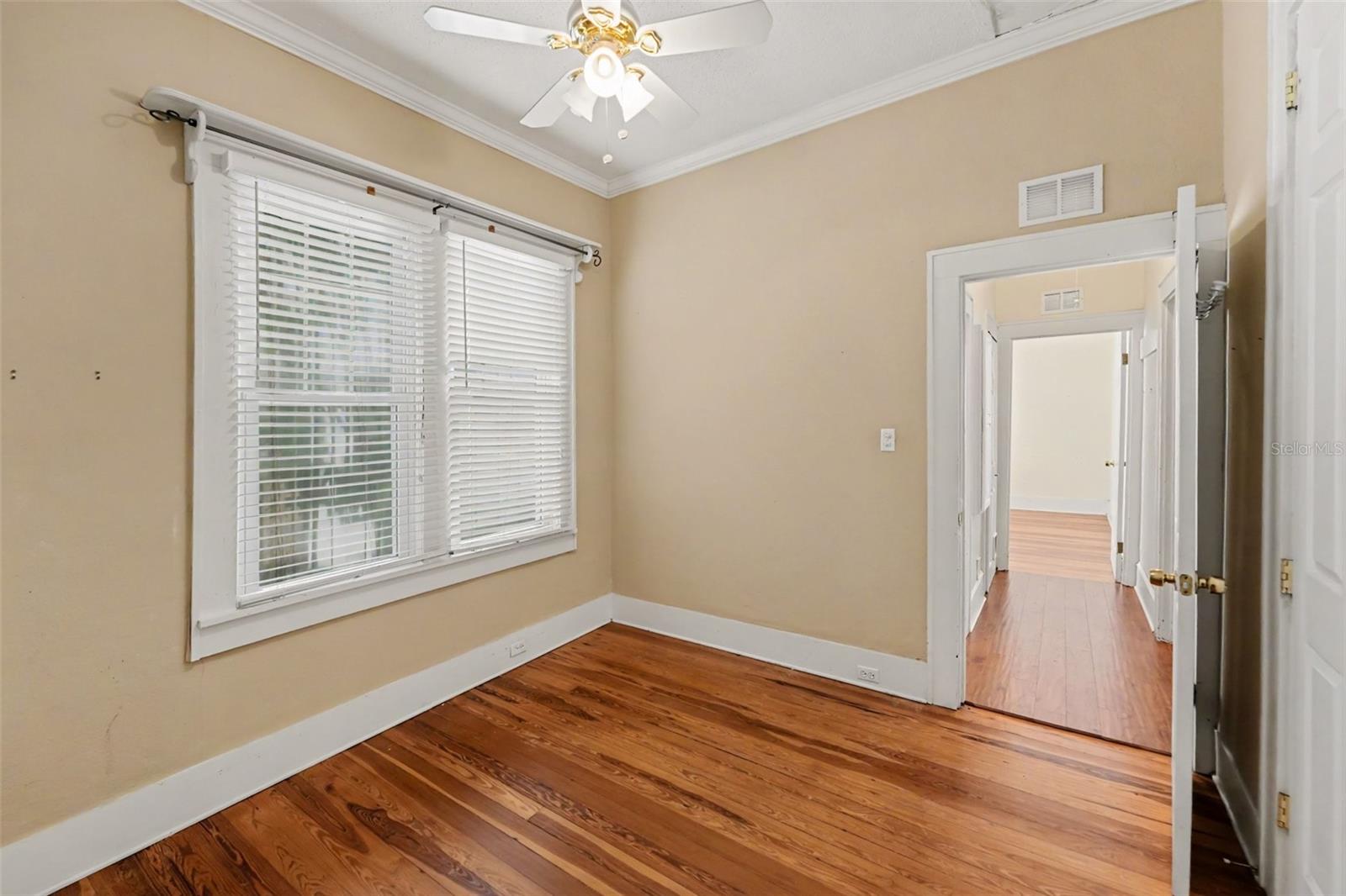 450 13TH AVE N, ST PETERSBURG, FL — photo 13