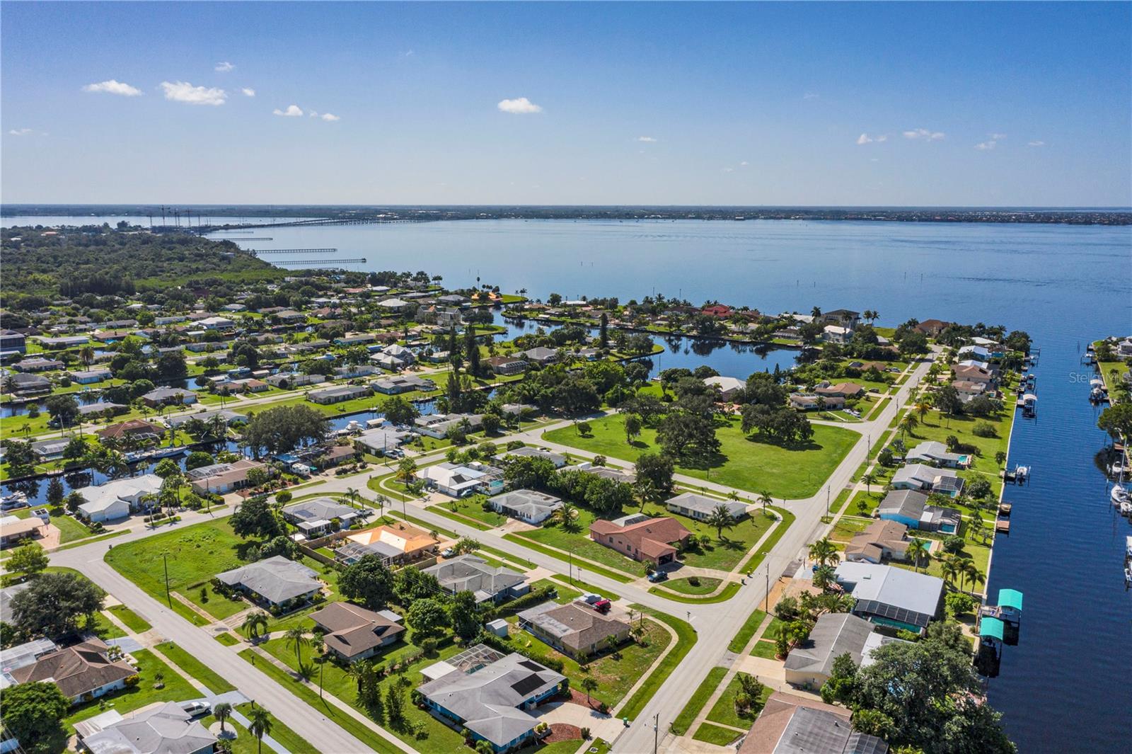 326 WHERLEY AVE SE, PORT CHARLOTTE, FL — photo 6