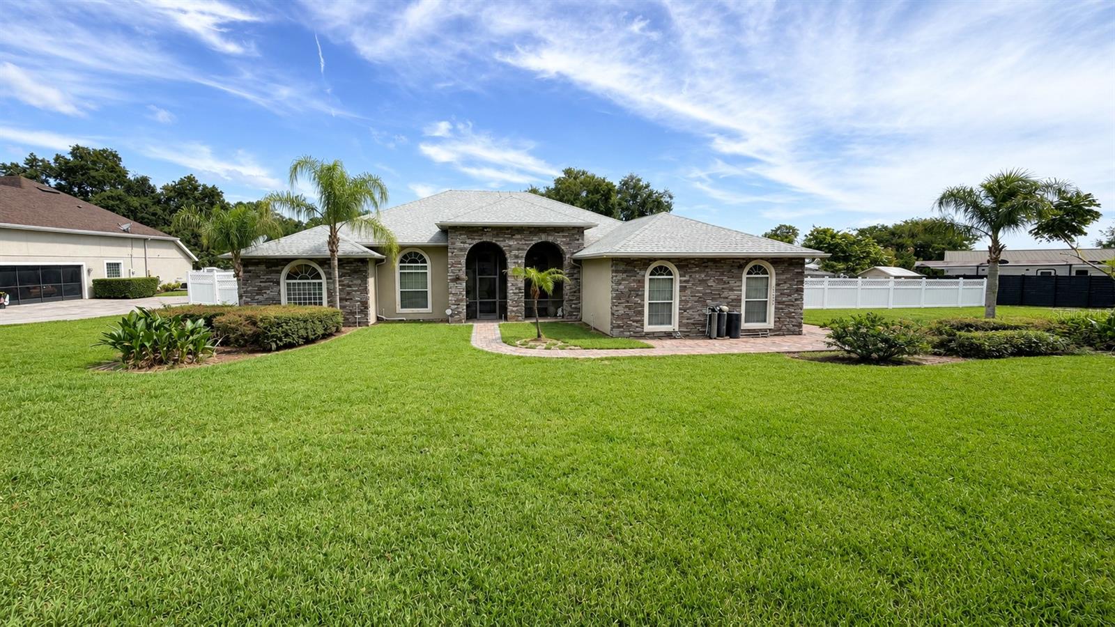 10625 BRONSON RD, CLERMONT, FL — photo 2