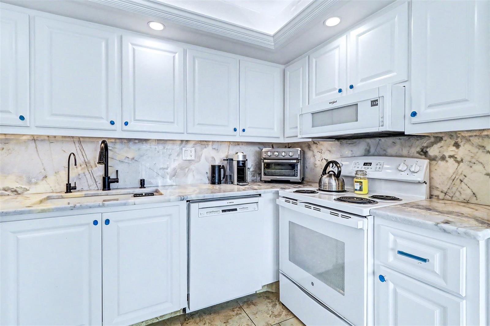 6145 SUN BLVD #306, ST PETERSBURG, FL — photo 14