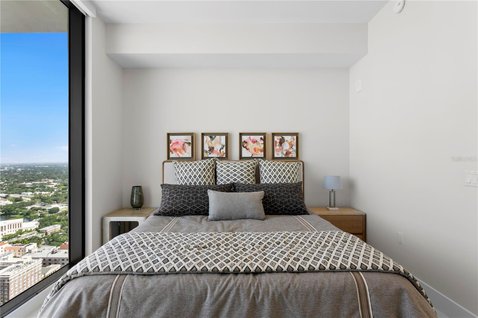 275 1ST AVE S #3906, ST PETERSBURG, FL — photo 30