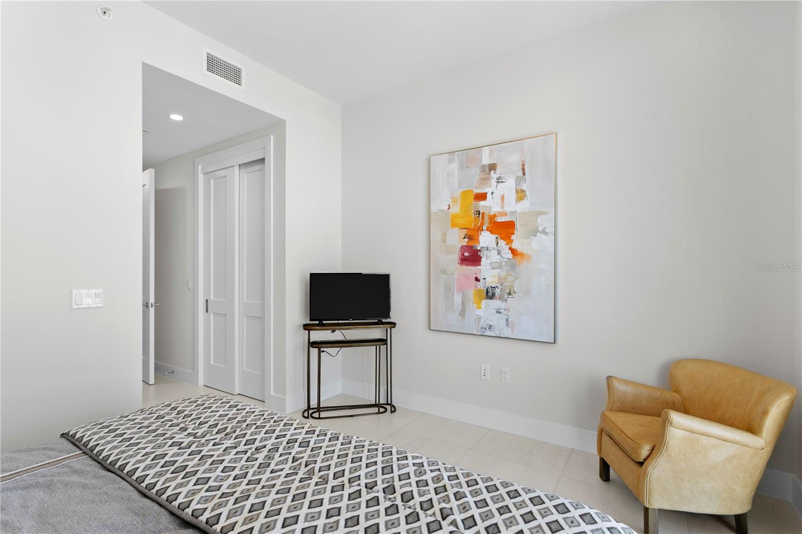 275 1ST AVE S #3906, ST PETERSBURG, FL — photo 32
