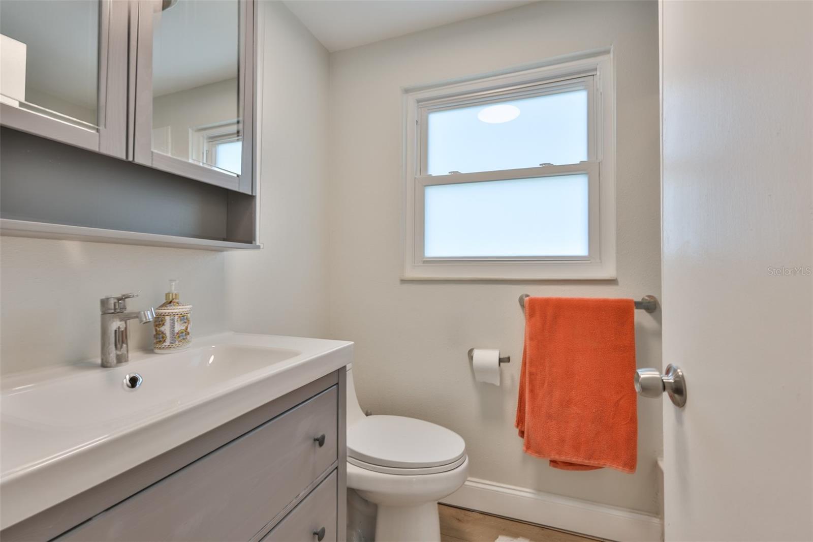 1279 86TH AVE N, ST PETERSBURG, FL — photo 36