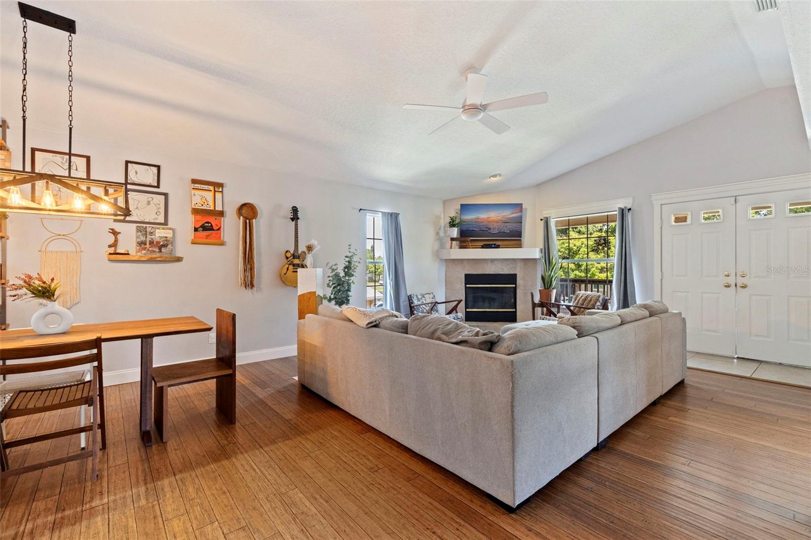 2462 14TH AVE N, ST PETERSBURG, FL — photo 12